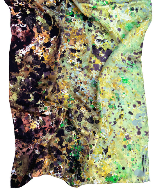 Silketørklæde - Grønt - gyldent - Naturlig luksus - HAZEL Cph - 150 x 65 cm - Golden Stains No. 8