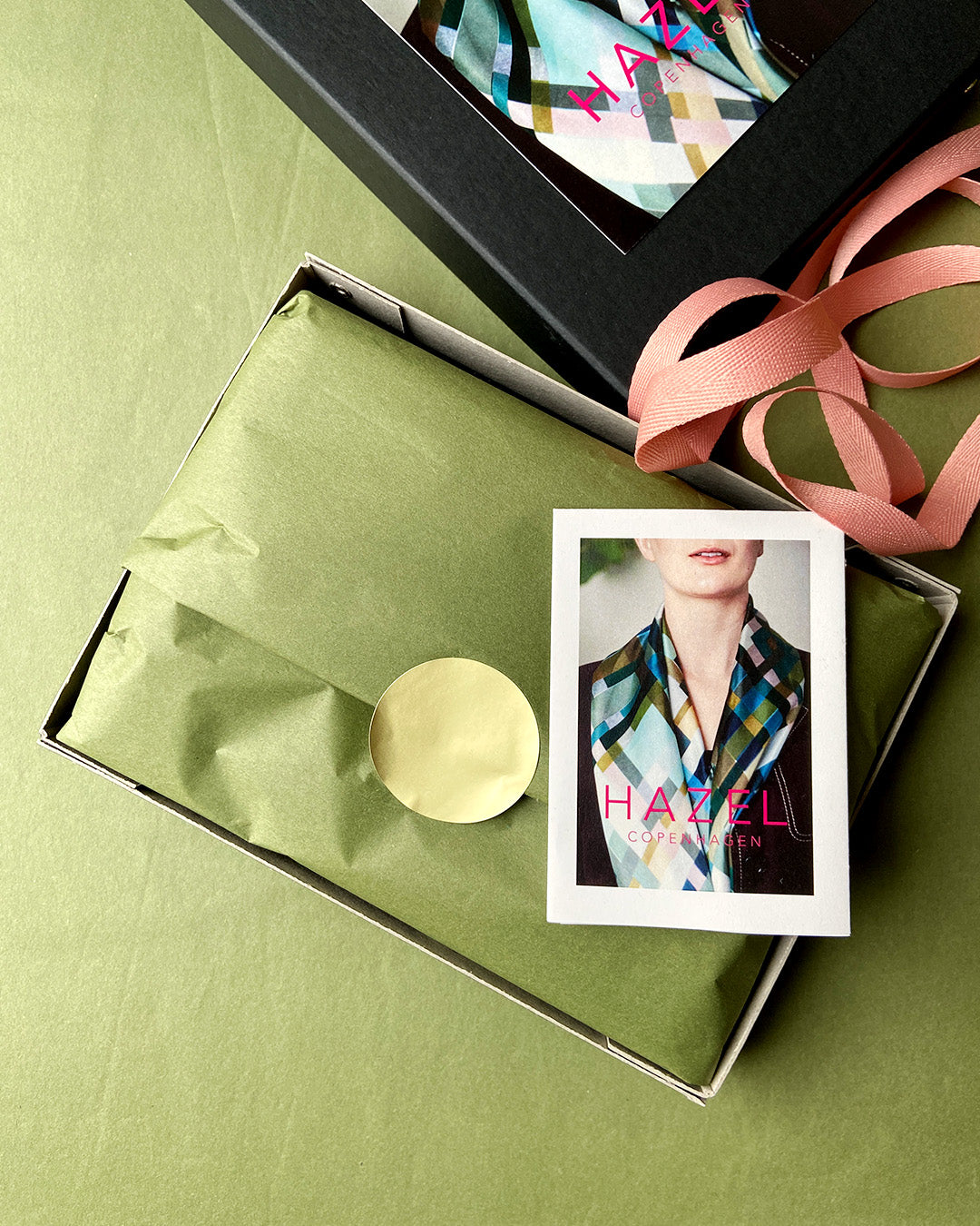 Gaveæske til dit silketørklæde - Gratis