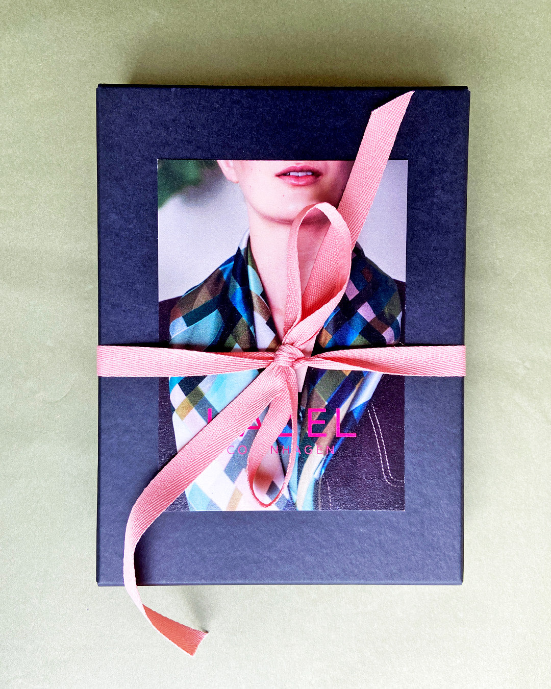 Gaveæske til dit silketørklæde - Gratis