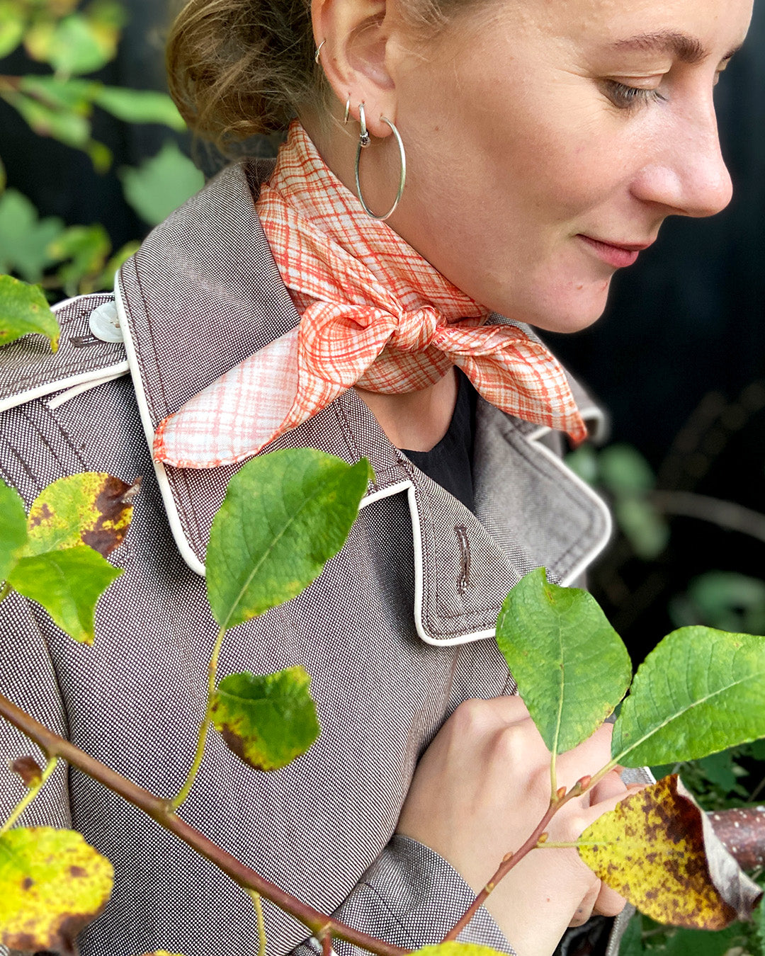 Silketørklæde  - 100% ægte SILKE TWILL - kvadratisk 65 x 65 cm - Infinity No. 26