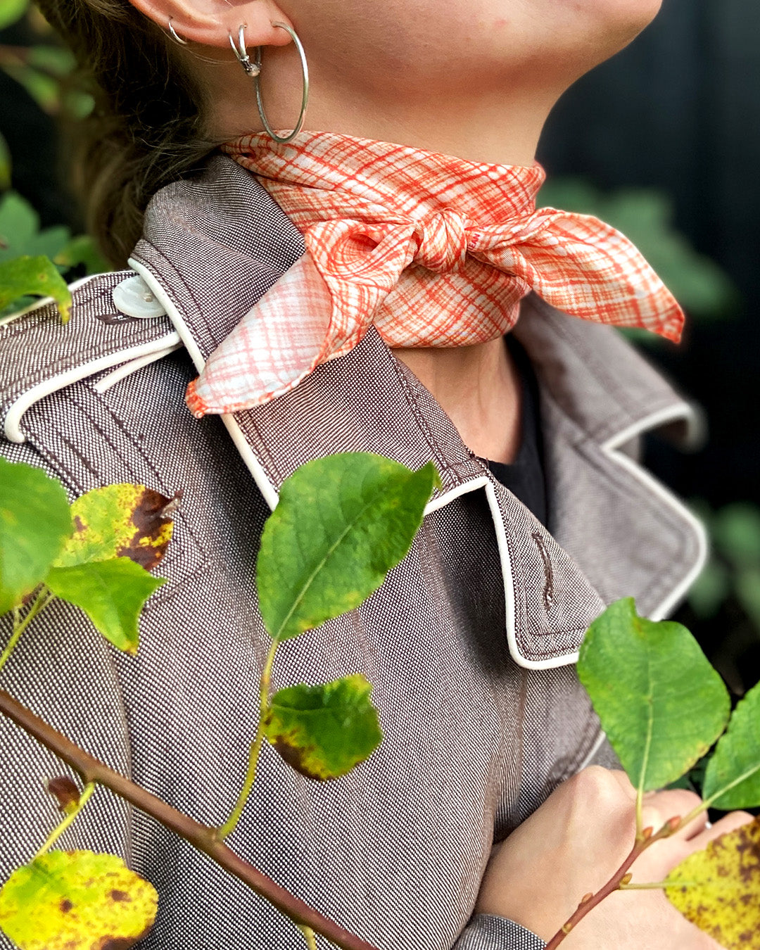 Silketørklæde  - 100% ægte SILKE TWILL - kvadratisk 65 x 65 cm - Infinity No. 26