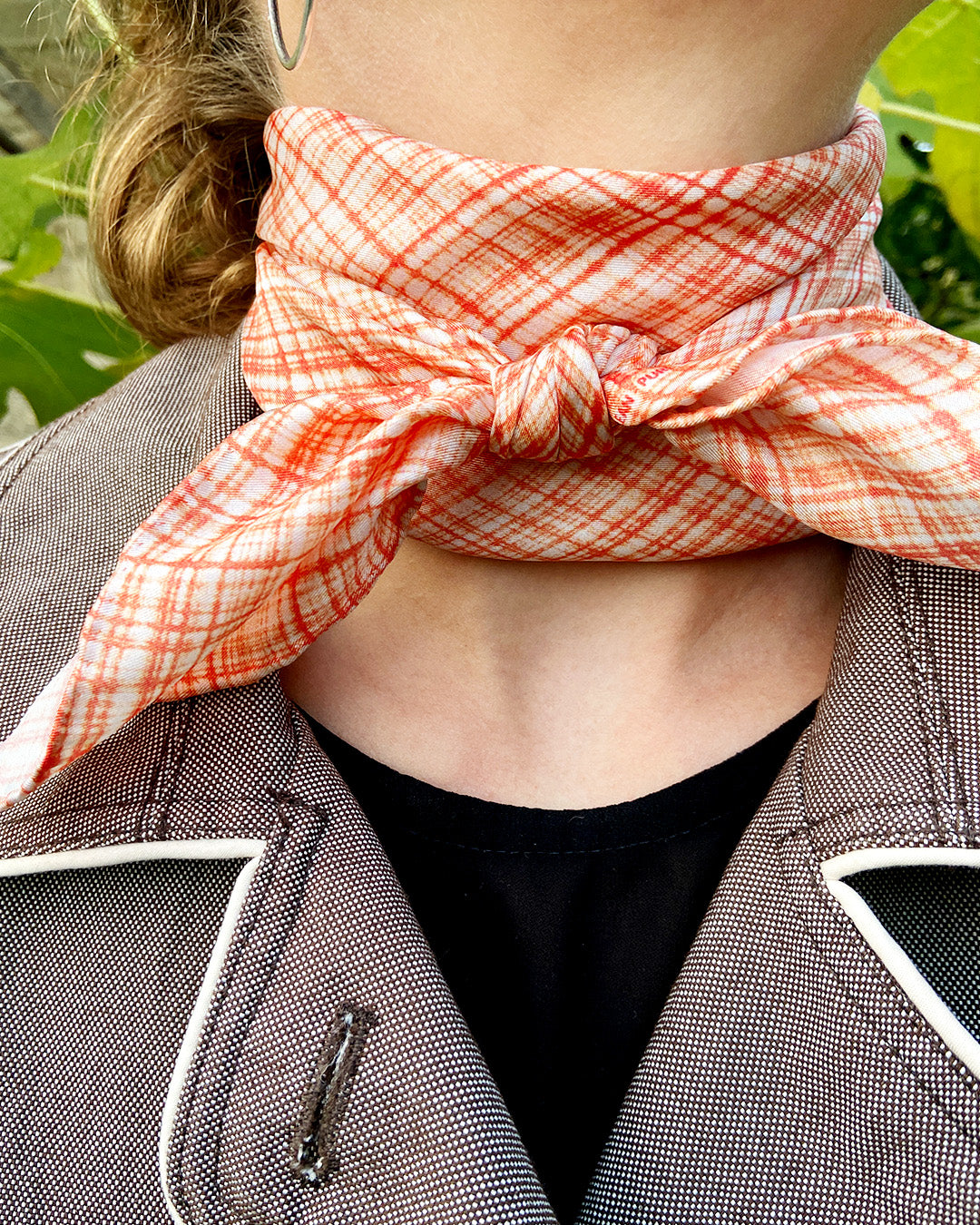 Silketørklæde  - 100% ægte SILKE TWILL - kvadratisk 65 x 65 cm - Infinity No. 26