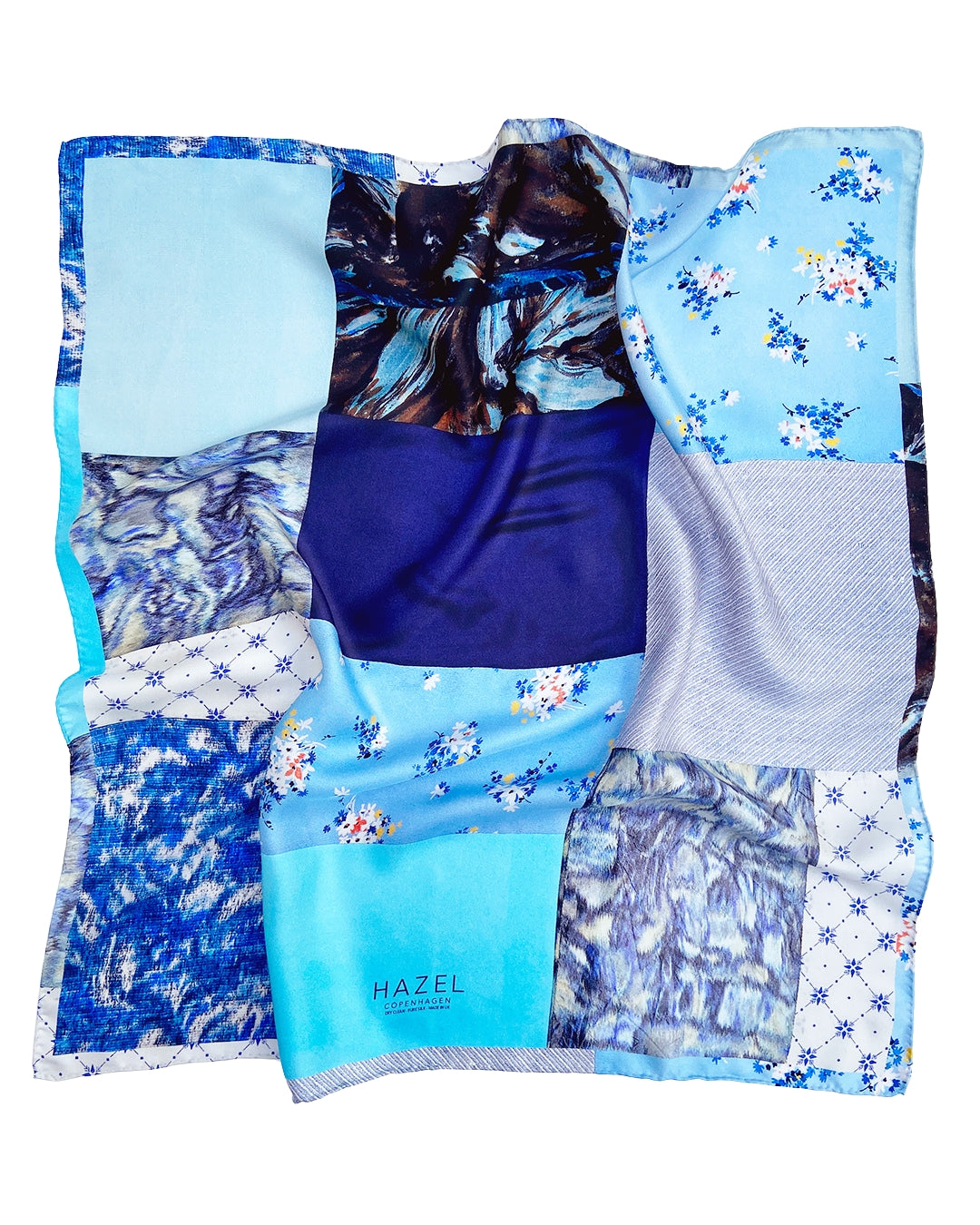 Silketørklæde Blåt kvadratisk - 100% ægte SILKE TWILL - 65 x 65 cm - Beautiful in Blue No. 15