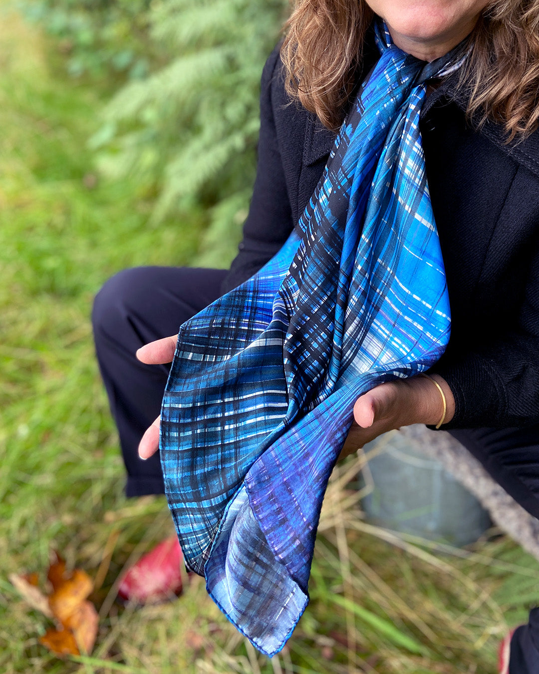 Silketørklæde - eksklusivt blåt -aflangt - 150 x 65 cm - Vibrant Blue No. 7